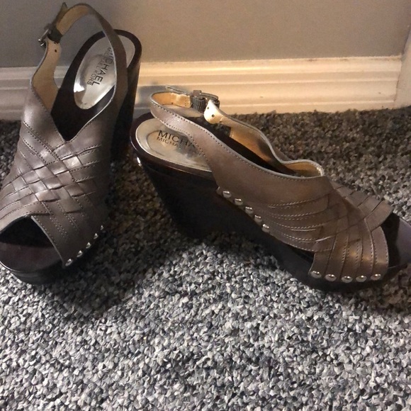 Michael Kors Gray wedges - Picture 5 of 5